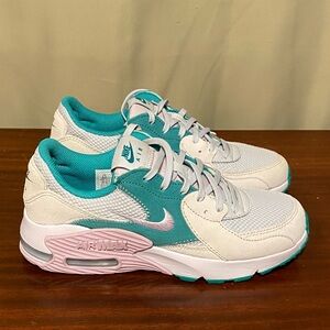 Nike Air Max Excee Pure Platinum Doll women’s 6.5